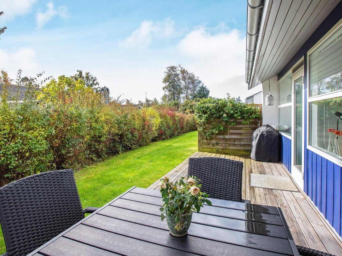 6 Person Holiday Home In V Ggerl Se Bøtø By Екстериор снимка